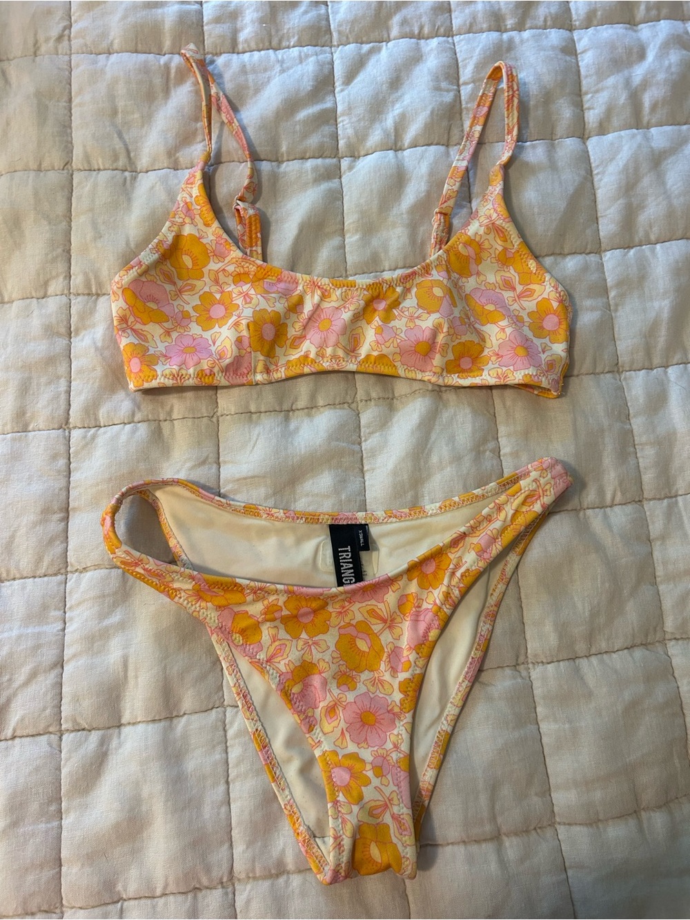 Triangl Swimwear Pink and Yellow Floral Bikini Top (X-Small)